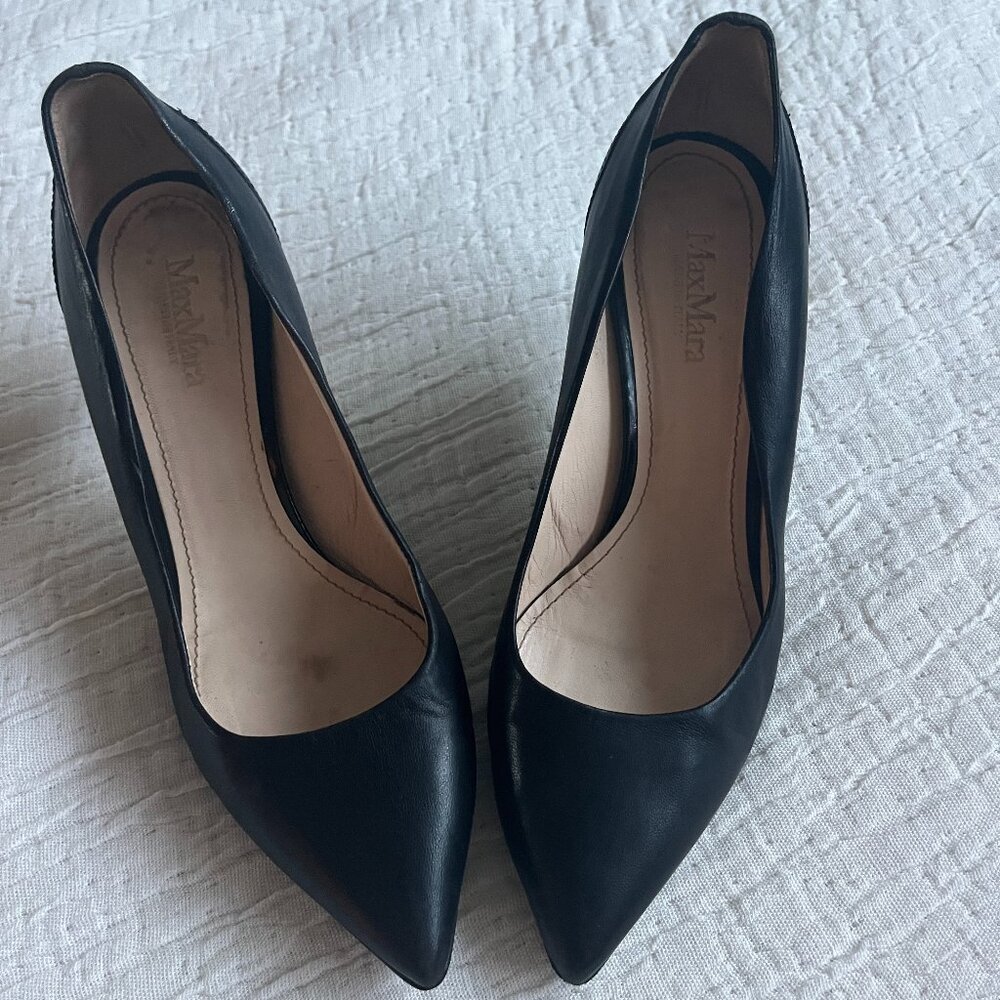 Maxmara pointed toe heels 38 1/2